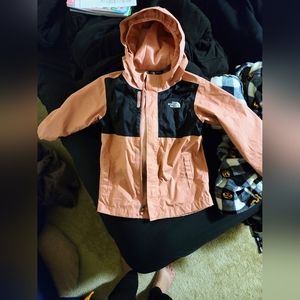 Like New Toddler Sz 5 The North Face Raincoat